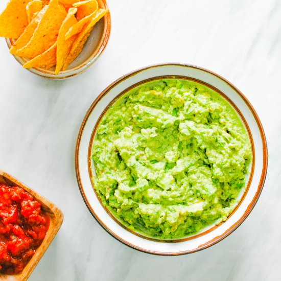 How To Make Guacamole - Recipe photo by Willamettetransplant
