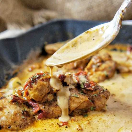 Chicken Thighs recipe garlic sauce - Recipe photo by SweetCaramelSunday