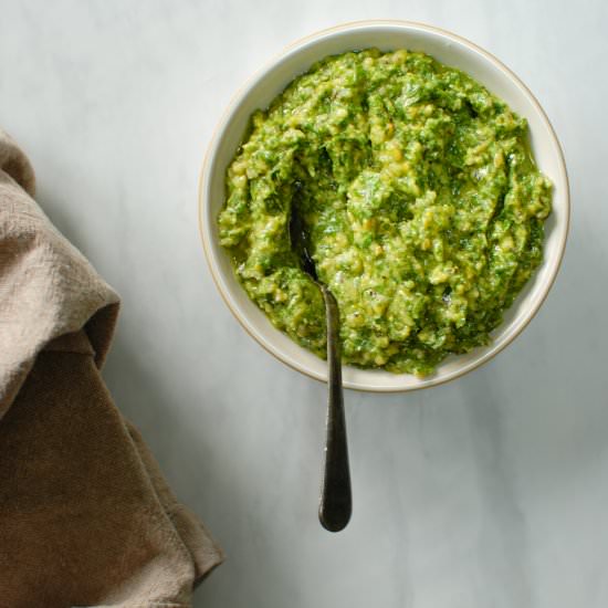 Roasted Garlic Pesto - Recipe photo by Willamettetransplant