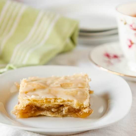 Glazed Apple Pie Bar - Recipe photo by iwilkerson
