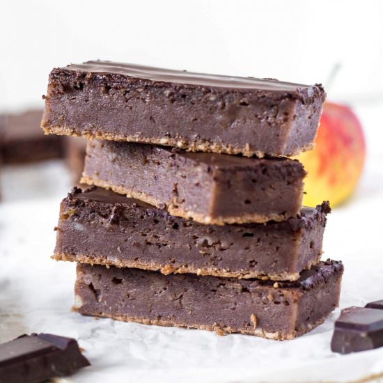 Creamy Apple Cocoa Cake Bars - Recipe photo by Blondie-ish at kitchen