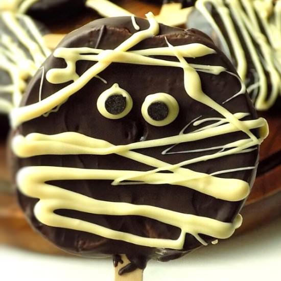 Chocolate Covered Halloween Apples - Recipe photo by pastryandbeyond