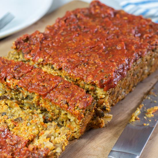 Smoky Vegan Quinoa Lentil Loaf - Recipe photo by Zardyplants