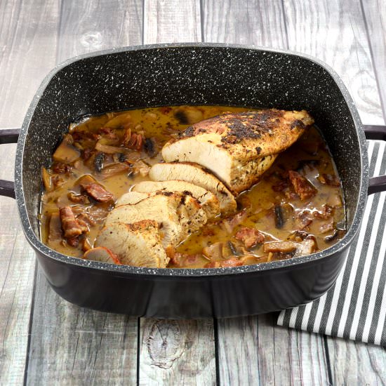 Roast Turkey Breast with Port Gravy - Recipe photo by pattysaveurs