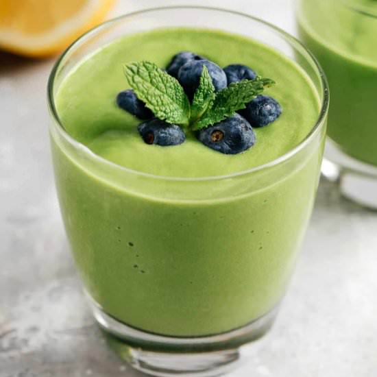 Low Carb Green Smoothie - Recipe photo by PrimaveraKitchen