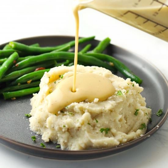 Make Ahead Gravy Without Drippings - Recipe photo by Zestedlemon