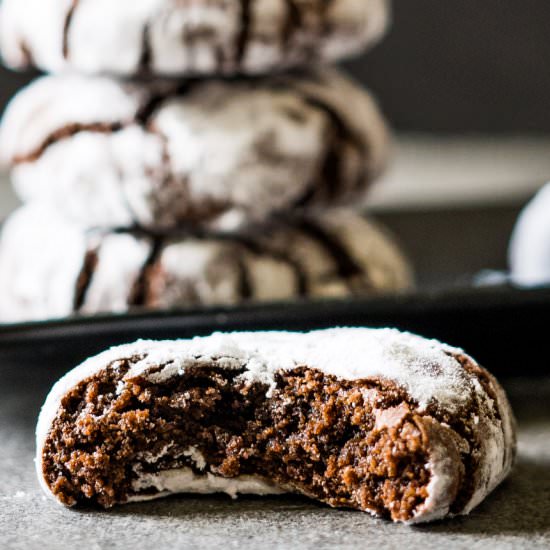 Chocolate Crinkle Cookies - Recipe photo by TheDeliciousSpoon