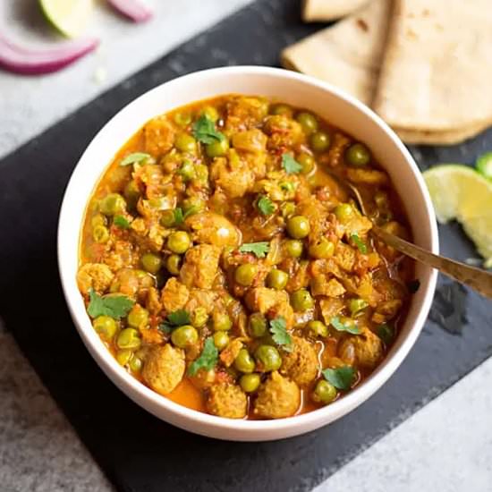 Soya Chunks Curry - Recipe photo by pipingpotcurry