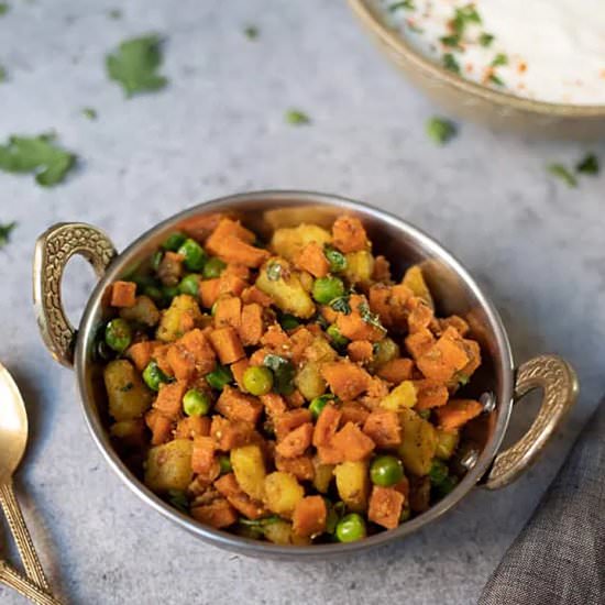 Aloo Gajar Matar - Recipe photo by pipingpotcurry