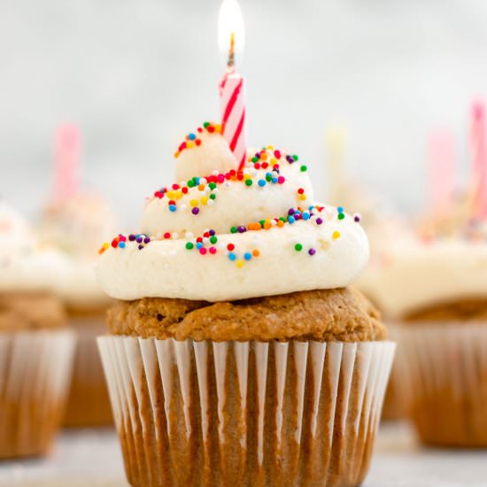 Healthy Vegan Vanilla Cupcakes - Recipe photo by eatwithclarity