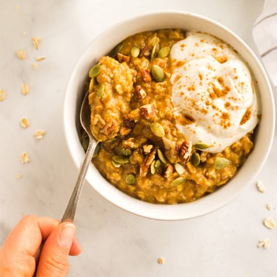 protein packed pumpkin oatmeal - Recipe photo by Robust Recipes