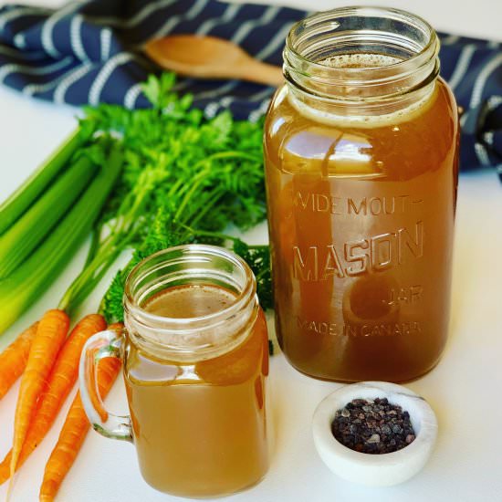 Instant Pot Bone Broth - Recipe photo by PetersFoodAdventures