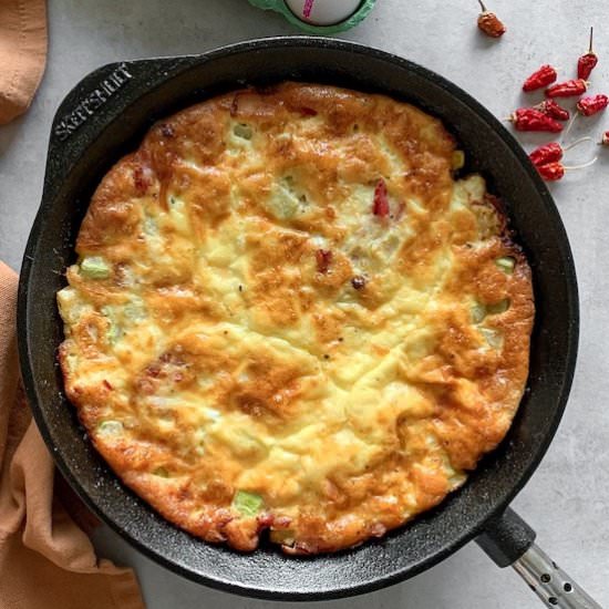 Spicy Bacon Frittata - Recipe photo by HereToCook