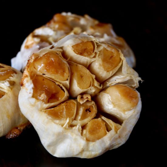 Easy Roasted Garlic - Recipe photo by cookingontheweekends