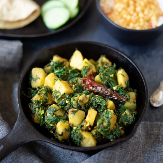 Aloo Palak - Recipe photo by pipingpotcurry
