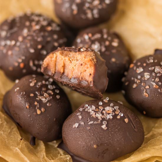 Chocolate Tahini Truffles - Recipe photo by cleaneatingkitchen
