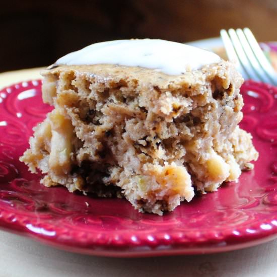Vegan Apple-Walnut Spice Cake - Recipe photo by vegancabinlife