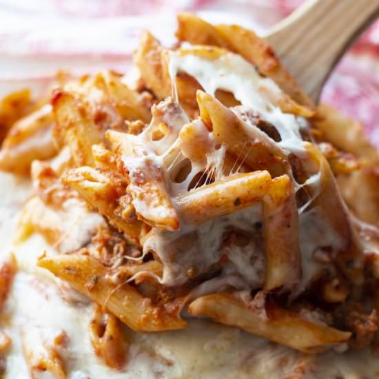 Easy Penne Pasta Bake - Recipe photo by recipesworthrepeating