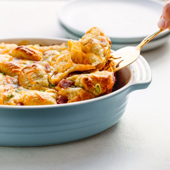 PULL-APART BREAD CASSEROLE - Recipe photo by poshjournal