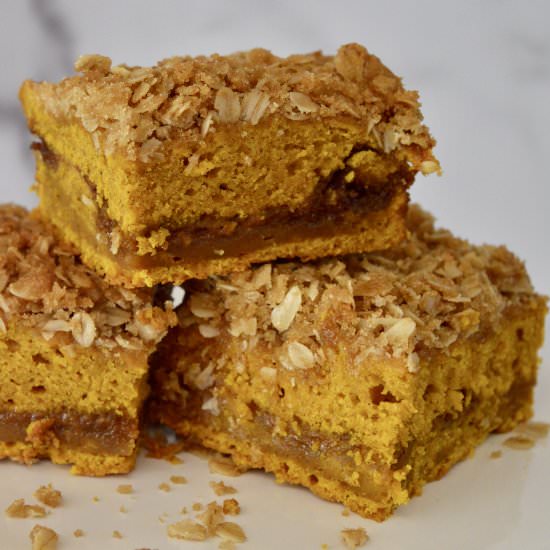 Pumpkin Streusel Coffee Cake - Recipe photo by thisdelicioushouse