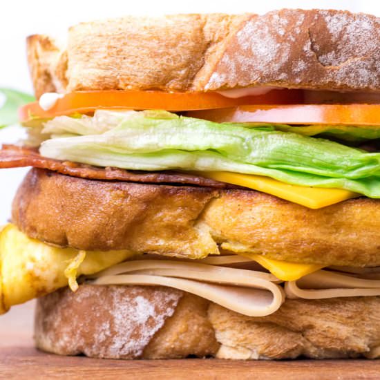 Diner Deluxe Clubhouse Sandwich - Recipe photo by whippeditup