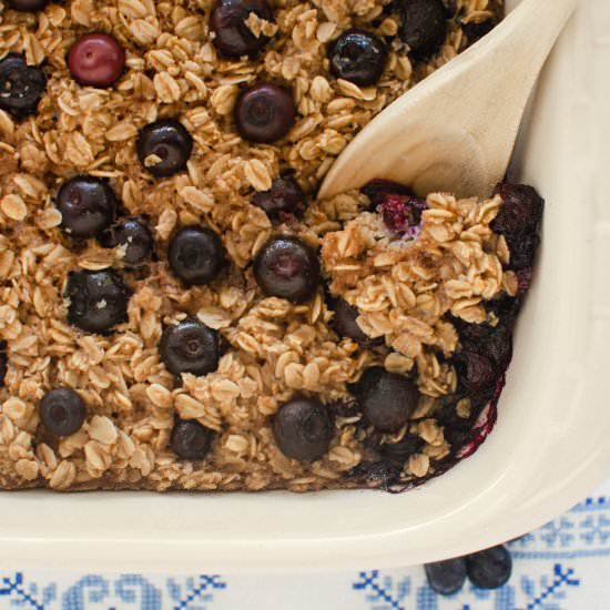 Healthy Blueberry Baked Oatmeal - Recipe photo by katemovingforward