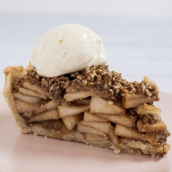 Apple Crisp Pie (Vegan / GF) - Recipe photo by MyPurePlants