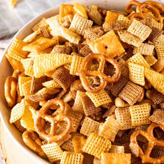 Smoked Snack Mix - Recipe photo by gimmesomegrilling