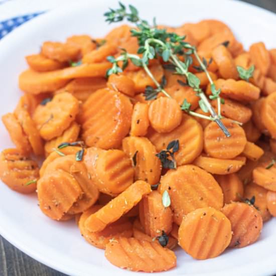 Honey Roasted Carrots with Thyme - Recipe photo by Sweet Beginnings