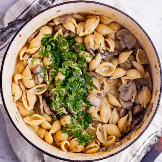 Mushroom Stroganoff with Rosemary - Recipe photo by TheCookReport