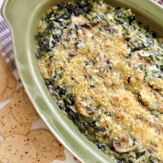 Creamed Spinach With Mushrooms - Recipe photo by Louisiana Woman Blog