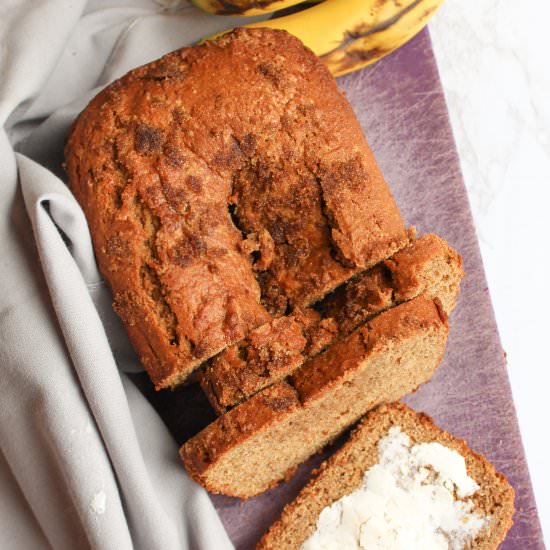 Easy vegan banana bread - Recipe photo by DamnTastyVegan
