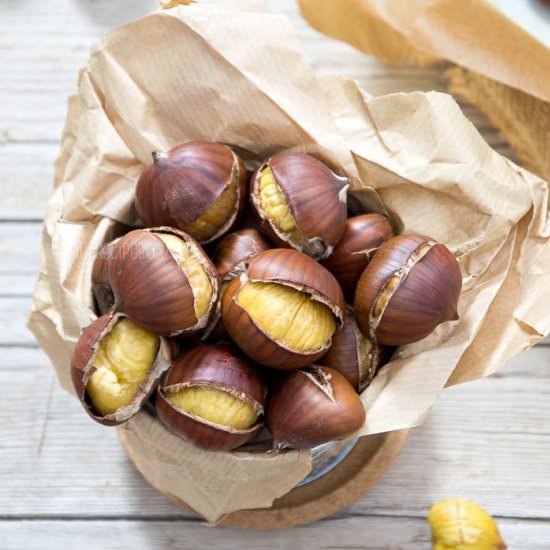 How To Roast Chestnuts - Recipe photo by ItalianRecipeBook