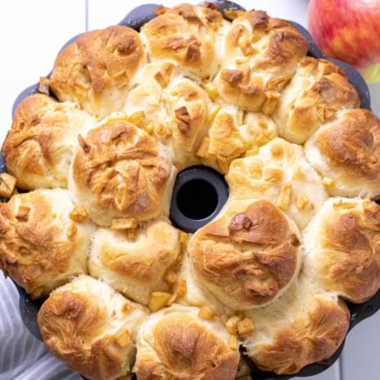 Apple Rum Monkey Bread - Recipe photo by whippeditup