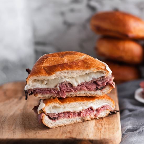 Roast Beef Melts - Recipe photo by megseverydayindulgence