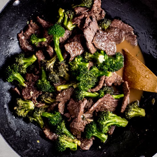 Beef and Broccoli Stir-fry - Recipe photo by AimeeMarsLiving