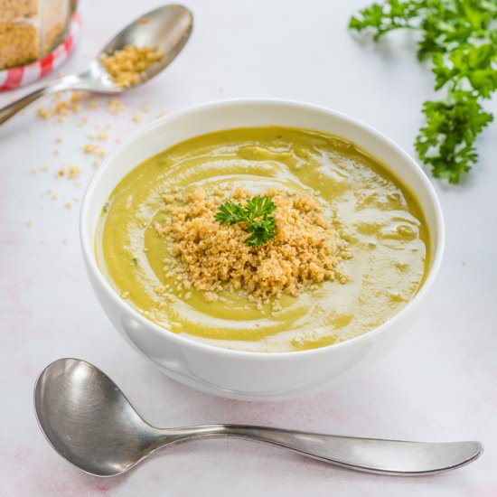 Easy Peas-y Soup (plant based) - Recipe photo by cleanfooddirtygirl