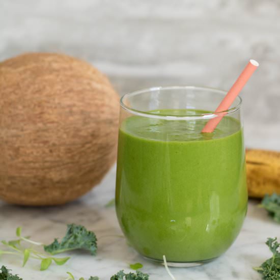 Healthy Kale and Spinach smoothie - Recipe photo by lifestyleofafoodie