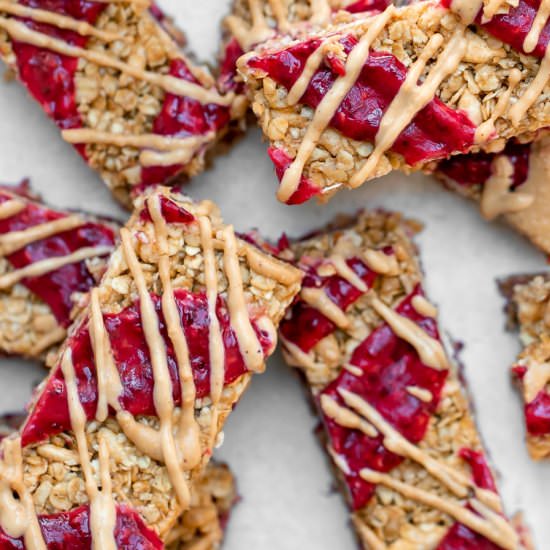 No Bake PB & J Granola Bars - Recipe photo by eatwithclarity