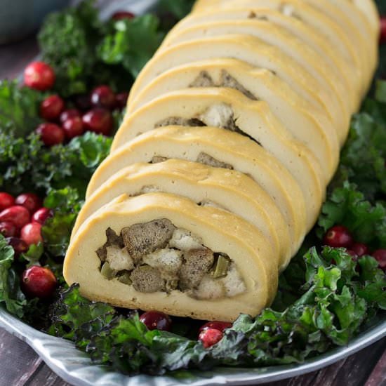 Vegan Holiday Roast Roll - Recipe photo by HIghVibeLifestyle