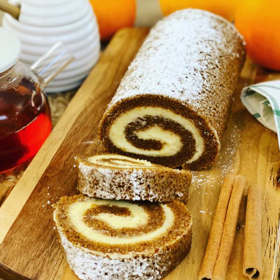 Pumpkin Roll Recipe - Recipe photo by PetersFoodAdventures