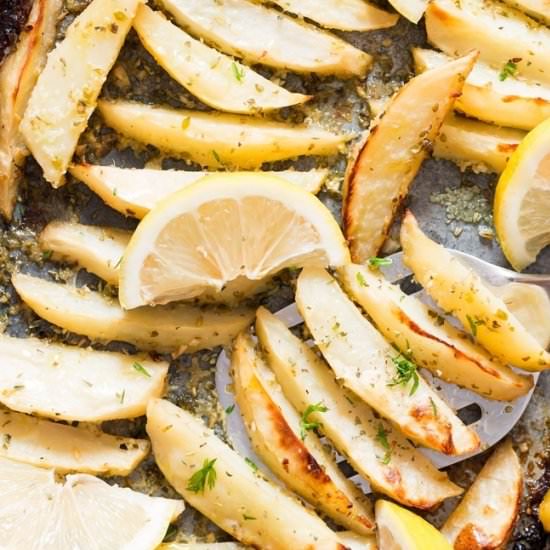 Greek Lemon Potatoes - Recipe photo by currytrail