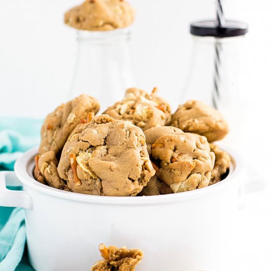 Potato Chip Pretzel Cookies - Recipe photo by trufflesandtrends