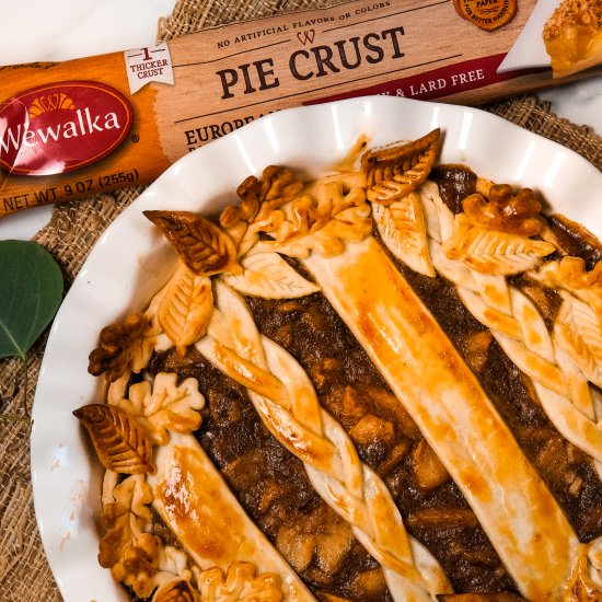 Chia Spiced Pear Pie - Recipe photo by Everyday Gourmet with Blakely