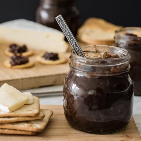 Easy Caramelized Red Onion Chutney - Recipe photo by Milk and Pop