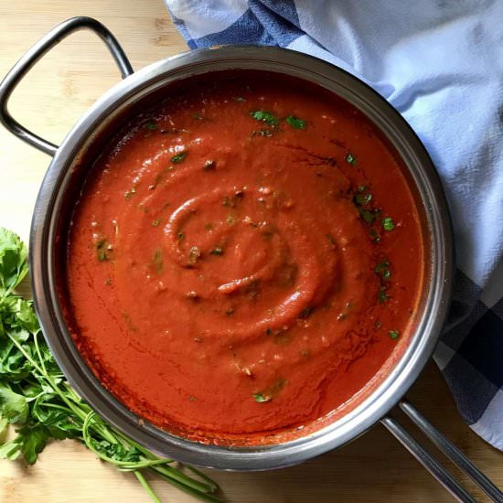 Quick Tomato Sauce - Recipe photo by shelovesbiscotti