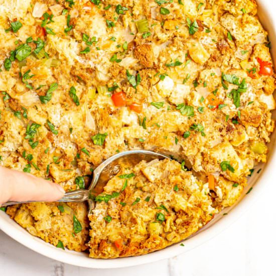 Classic Thanksgiving dressing - Recipe photo by Family Food on the Table