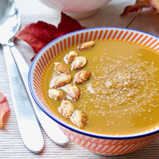 Butternut Squash & Chestnut Soup - Recipe photo by joskitchenlarder
