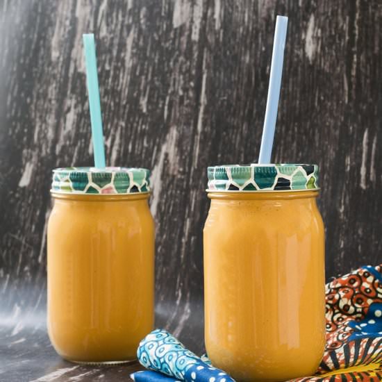 Carrot smoothie - Recipe photo by Mandy Sneaky Veg