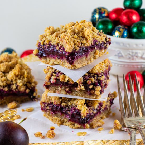 Plum-Oatmeal Crumble Bars - Recipe photo by a meal in mind